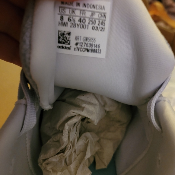 BNIB Womens Adidas size 8 wide fit running shoes. - Picture 5 of 6